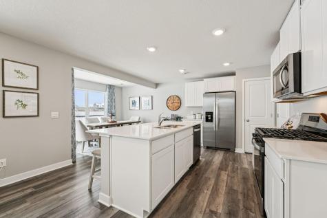 2084 Clearwater Terrace Shakopee MN 55379
