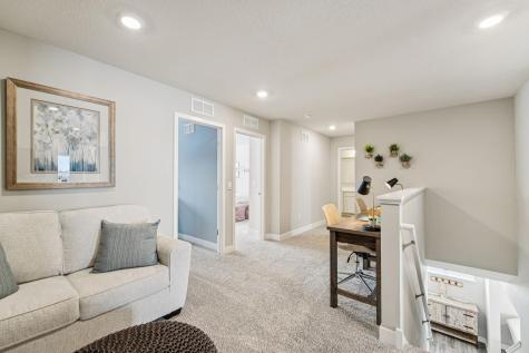 2084 Clearwater Terrace Shakopee MN 55379