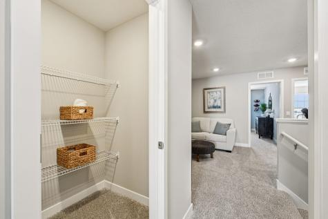 2084 Clearwater Terrace Shakopee MN 55379