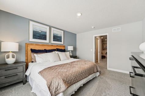 2084 Clearwater Terrace Shakopee MN 55379