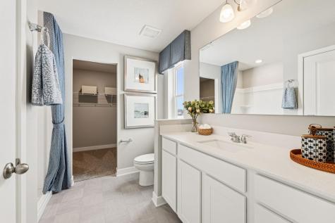 2084 Clearwater Terrace Shakopee MN 55379