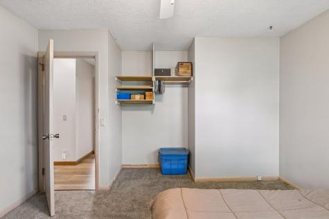 868 Oakwood Drive Anoka MN 55303