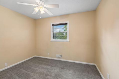 868 Oakwood Drive Anoka MN 55303