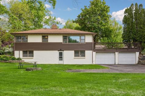 868 Oakwood Drive Anoka MN 55303