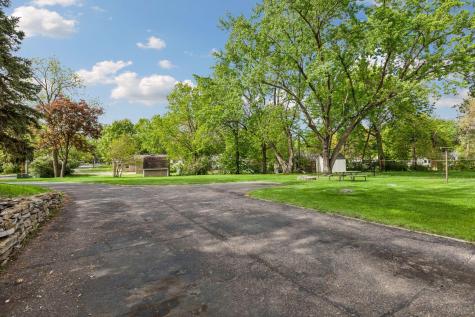 868 Oakwood Drive Anoka MN 55303