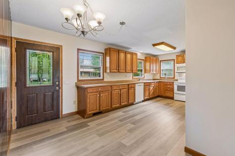 868 Oakwood Drive Anoka MN 55303