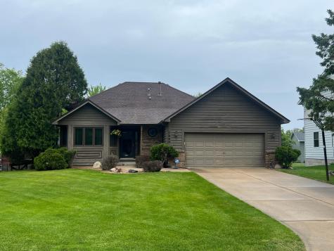 7860 Upper 17th Street N Oakdale MN 55128