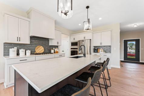 17924 Headwaters Drive Lakeville MN 55044