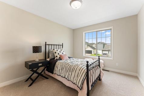 17924 Headwaters Drive Lakeville MN 55044