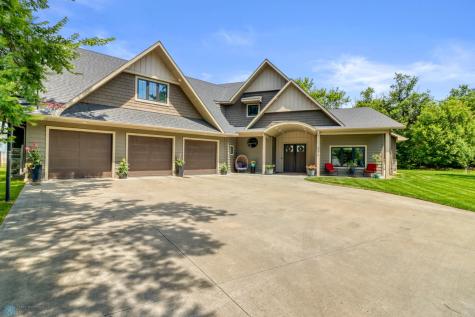8224 Memory Lane Horace ND 58047
