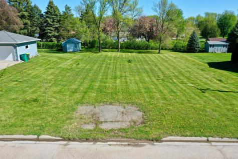 606 3rd Avenue S Raymond MN 56282