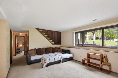 15026 Chestnut Drive Burnsville MN 55306