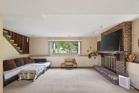 15026 Chestnut Drive Burnsville MN 55306