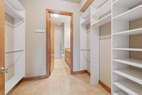 555 Oak Ridge Place Hopkins MN 55305