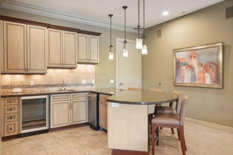 555 Oak Ridge Place Hopkins MN 55305