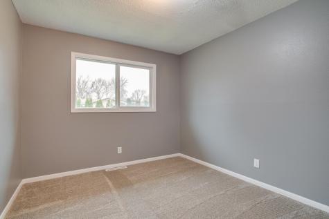 649 7th Avenue E West Fargo ND 58078