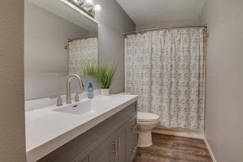 649 7th Avenue E West Fargo ND 58078