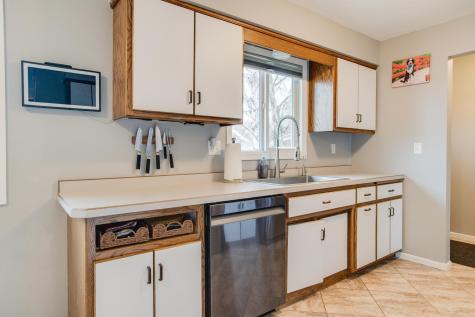 649 7th Avenue E West Fargo ND 58078