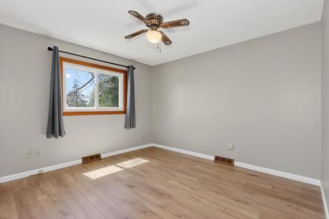 515 Columbus Avenue Cohasset MN 55721