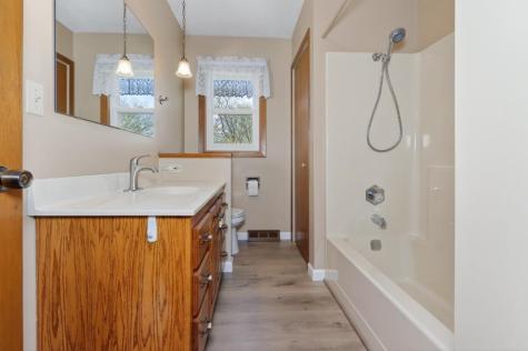 515 Columbus Avenue Cohasset MN 55721