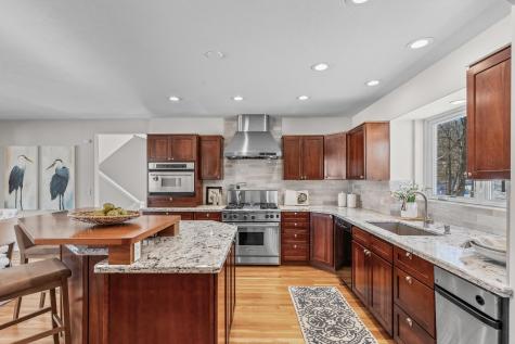 630 Carver Beach Road Chanhassen MN 55317