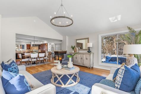 630 Carver Beach Road Chanhassen MN 55317