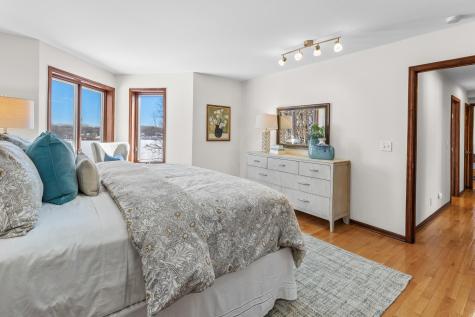 630 Carver Beach Road Chanhassen MN 55317