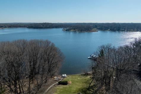 630 Carver Beach Road Chanhassen MN 55317