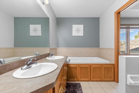 5725 157th Street N Hugo MN 55038