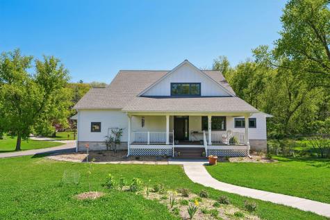 1316 3rd Street Mendota MN 55150