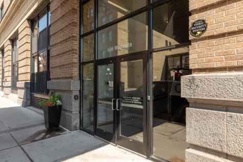 406 Wacouta Street Saint Paul MN 55101