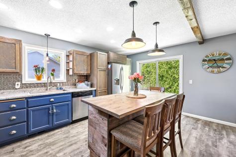 721 Horseshoe Lane Braham MN 55006