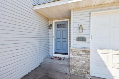 721 Horseshoe Lane Braham MN 55006