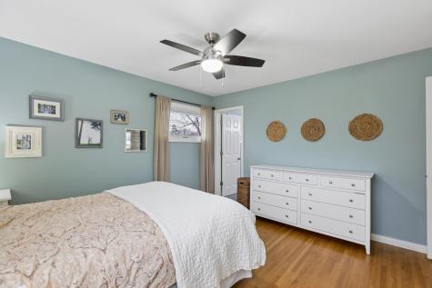 8101 32nd Avenue N Crystal MN 55427
