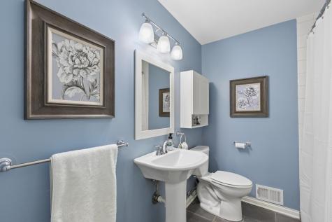8101 32nd Avenue N Crystal MN 55427