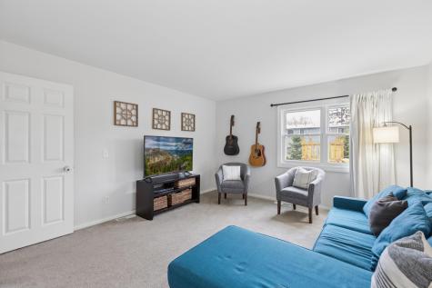 8101 32nd Avenue N Crystal MN 55427