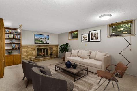 805 Kingsview Lane N Plymouth MN 55447