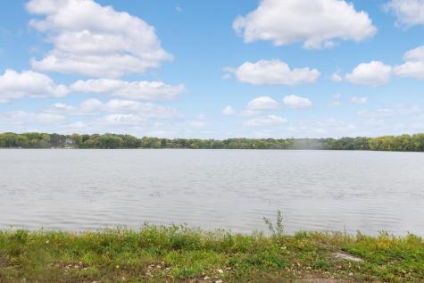 805 Kingsview Lane N Plymouth MN 55447