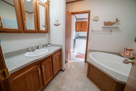 18 Cedar Avenue SE Menahga MN 56464