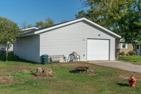 18 Cedar Avenue SE Menahga MN 56464