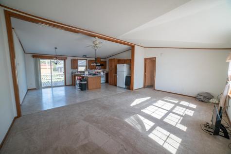 18 Cedar Avenue SE Menahga MN 56464