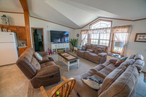 18 Cedar Avenue SE Menahga MN 56464