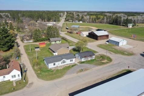 18 Cedar Avenue SE Menahga MN 56464