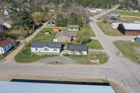18 Cedar Avenue SE Menahga MN 56464
