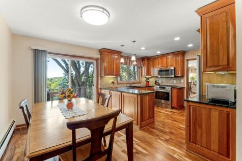 1800 Hiawatha Court NE Rochester MN 55906