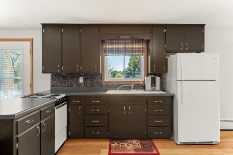 1800 Hiawatha Court NE Rochester MN 55906