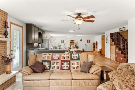 1800 Hiawatha Court NE Rochester MN 55906