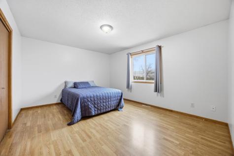 536 10th Avenue N Casselton ND 58012