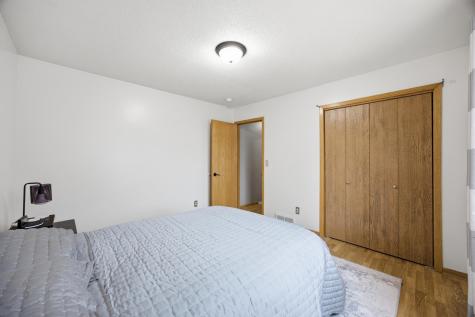 536 10th Avenue N Casselton ND 58012