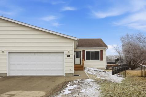 536 10th Avenue N Casselton ND 58012